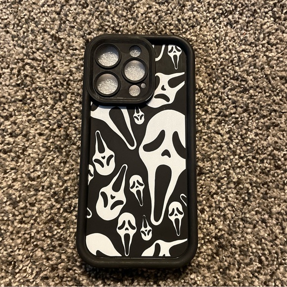 iPhone 15 Pro Soft Jelly Phone Case Scream Mask - Picture 5 of 6
